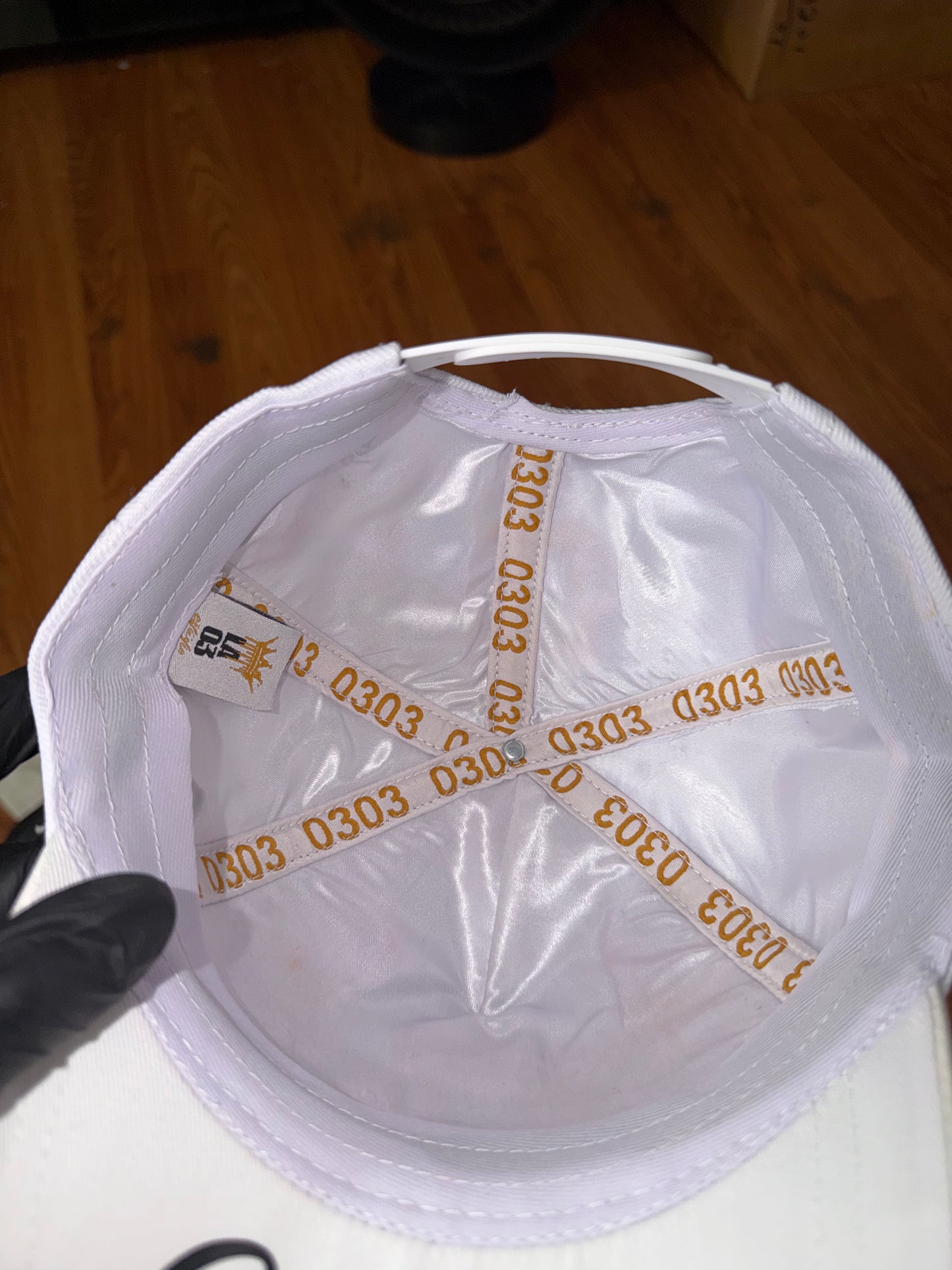 Gorra LA 03 Estudio Special Edition Blanca